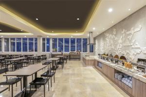 Restaurace v ubytování Amaris Hotel Lampung City