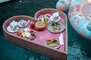 Makanan di atau berdekatan vila ini