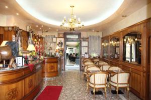 Vstupní hala nebo recepce v ubytování Park Hotel Villa Leon d'Oro