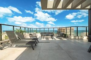 Ảnh trong thư viện ảnh của Pool & Jacuzzi Seaview Penthouse by Sea N' Rent ở Haifa