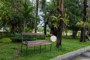 Zahrada ubytování Kingdom Angkor Hotel