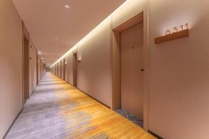 Gallery image of 沃德德州汽车总站万达广场店 in Dezhou