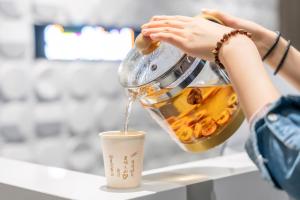 Gallery image of 沃德德州汽车总站万达广场店 in Dezhou