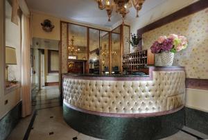 Fotografie z fotogalerie ubytování Hotel Arlecchino v Benátkách
