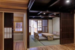 Nipponia Hotel 伊勢河崎 商人町的休息区