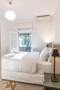 Postel nebo postele na pokoji v ubytování Stylish 3BR Paddington Townhouse