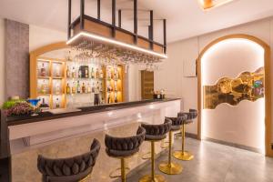 Lounge atau bar di Nirantara Resort & Spa