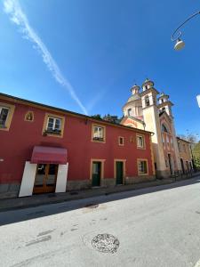 The building in which Az apartmant is located