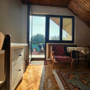 Khu vực ghế ngồi tại Accommodation Konak