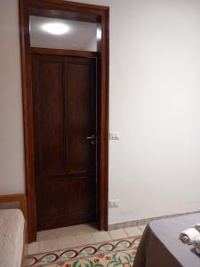 Foto dalla galleria di APPARTAMENTI casa GULOTTA a Ballata Altre 30 foto