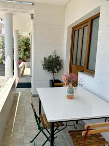 Fotografie z fotogalerie ubytování jericho rooms v destinaci Sarandë