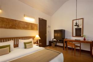 TV a/nebo společenská místnost v ubytování SigiriyaJungles Resort & Spa