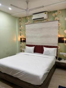 Fotografie z fotogalerie ubytování Hotel Shiv Chhaya v destinaci Indaur + 7 fotografií