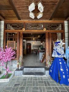 Foto sihtkohas Yangshuo asuva majutusasutuse Yangshuo FlowerTree Courtyard - Traditional Chinese style galeriist