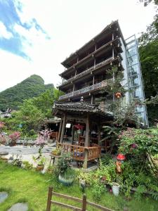 Üldine mäevaade või majutusasutusest Yangshuo FlowerTree Courtyard - Traditional Chinese style pildistatud vaade