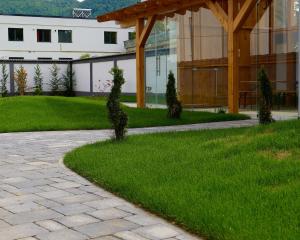 O grădină în afara Nadesa - Mountain View Villas +30 fotografii