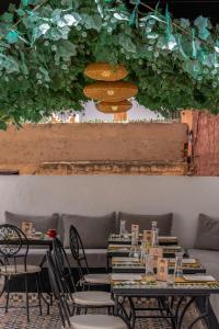 Restoran või mõni muu söögikoht majutusasutuses Riad Mokha Mokha & Spa