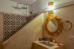 Vannituba majutusasutuses Riad Mokha Mokha & Spa