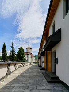 Clădirea în care este situat/ăvila