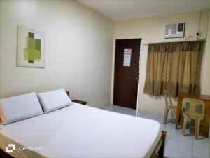 Gallery image of Hope Pension House - Liloan in Liloan +5 photos