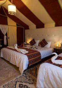 Gallery image of Yamanda luxury camp in Merzouga