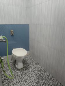Phòng tắm tại First in