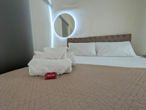 Postel nebo postele na pokoji v ubytování Lues Rooms
