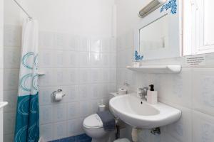 Vannituba majutusasutuses Akteon Hotel