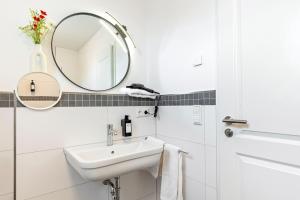 Ένα μπάνιο στο Edel&Liebe