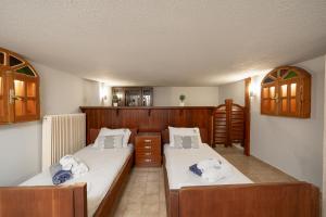 Katil atau katil-katil dalam bilik di Φ Villa by A&D Properties +49 gambar