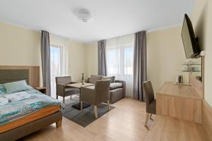 TV a/nebo společenská místnost v ubytování HoliApart Willa Stenga - Kącik zabaw dla dzieci, przyjazny czworonogom