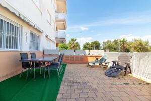 Μπαλκόνι ή βεράντα στο Global Properties, Planta baja con piscina en Almenara
