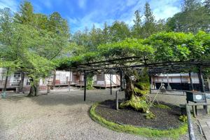 Garður fyrir utan 高野山 宿坊 総持院 -Koyasan Shukubo Sojiin-