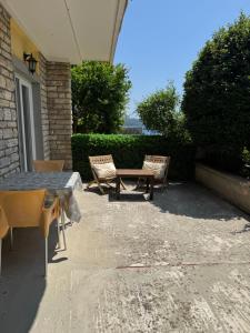 Gallery image of Private studio apartment with a garden and a terrace in Tisno