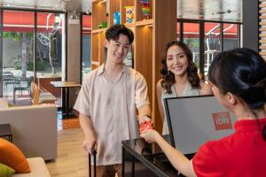 入住ibis Chiang Mai Nimman Journeyhub的客人