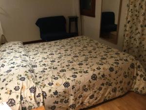 Albergo Belvedere房間的床