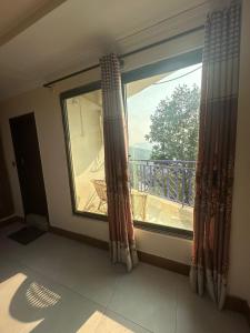 Μπαλκόνι ή βεράντα στο Malik Residency Bhurban Murree