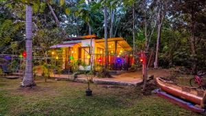 Zahrada ubytování Coconut Tree House