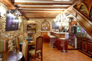 Restaurace v ubytování Hotel Merindad de Olite