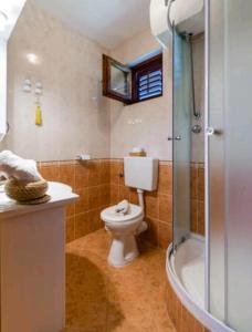 Koupelna v ubytování Apartments Bralić