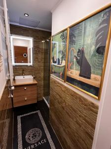 Koupelna v ubytování Camilla & Friends House