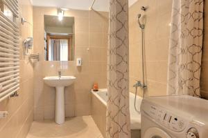 Koupelna v ubytování Luxury Paulay street Apartment
