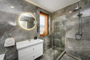 Koupelna v ubytování Apartmán Jezerní