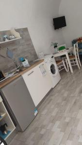 Nhà bếp/bếp nhỏ tại Acqua Marina casa vacanza