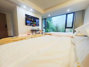 Foto dalla galleria di Tonglu Lanyu Yunting Homestay 