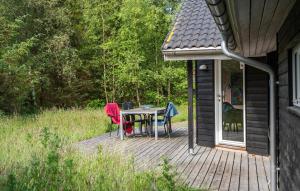 4 Bedroom Stunning Home In Fjerritslev室外花園