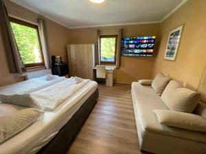 Postel nebo postele na pokoji v ubytování Nockalm Cottage