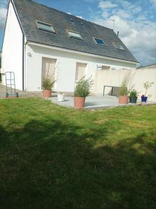 Gallery image of GRAND GITE MER ET CAMPAGNE AVEC DEUX LOGEMENTS INDEPENDANTS COMMUNIQUANTS 6 chambres 4 salles de bains in Férel +13 photos