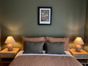 Letto o letti in una camera di HUNAB Roma Apt - Pool, Coworking and Gym NEW