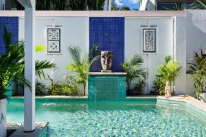 Kolam renang di atau dekat dengan Azur Byron Bay